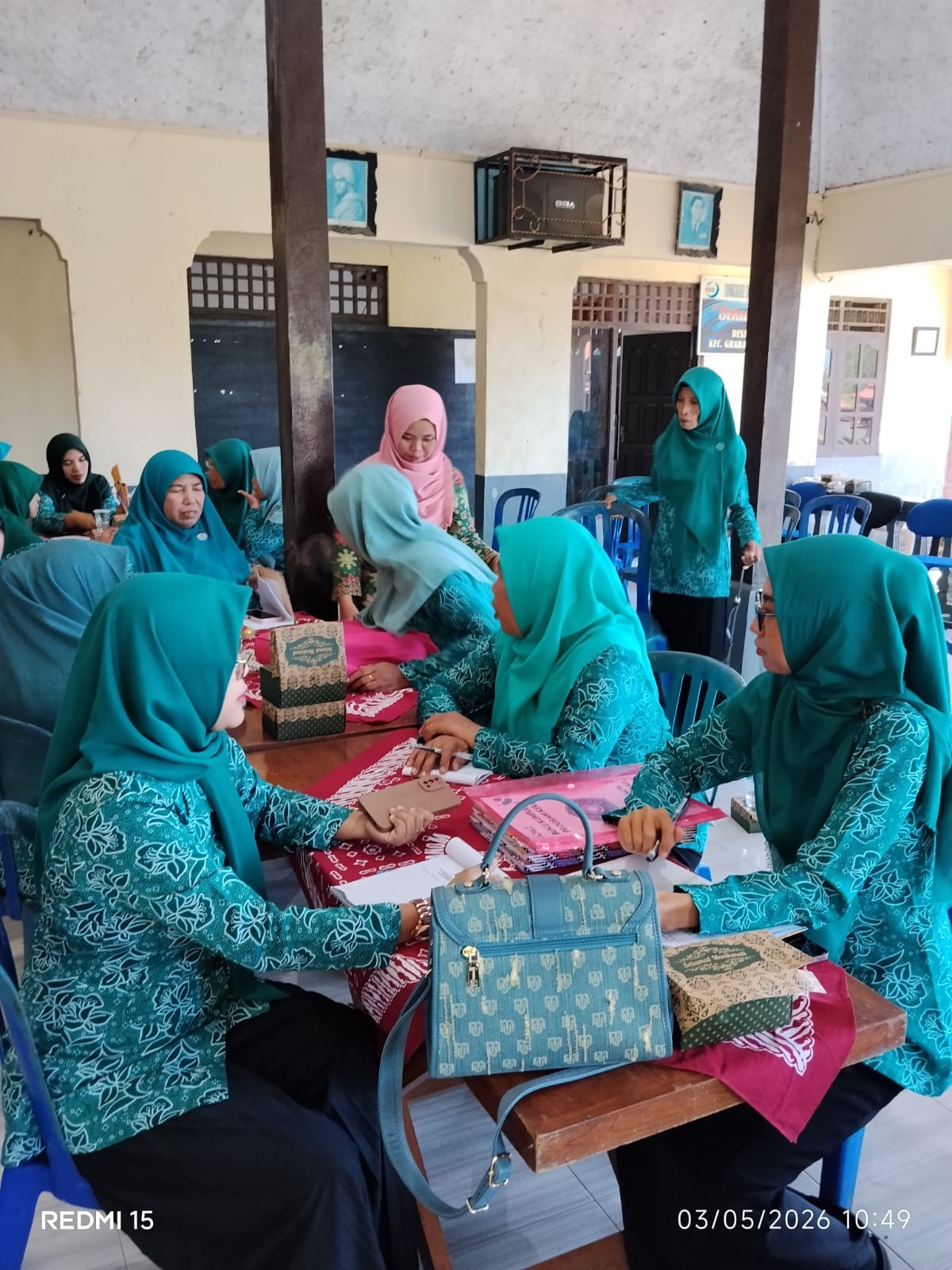 Pembinaan Administrasi TP PKK Desa Pasaranom oleh TP PKK Kecamatan Grabag