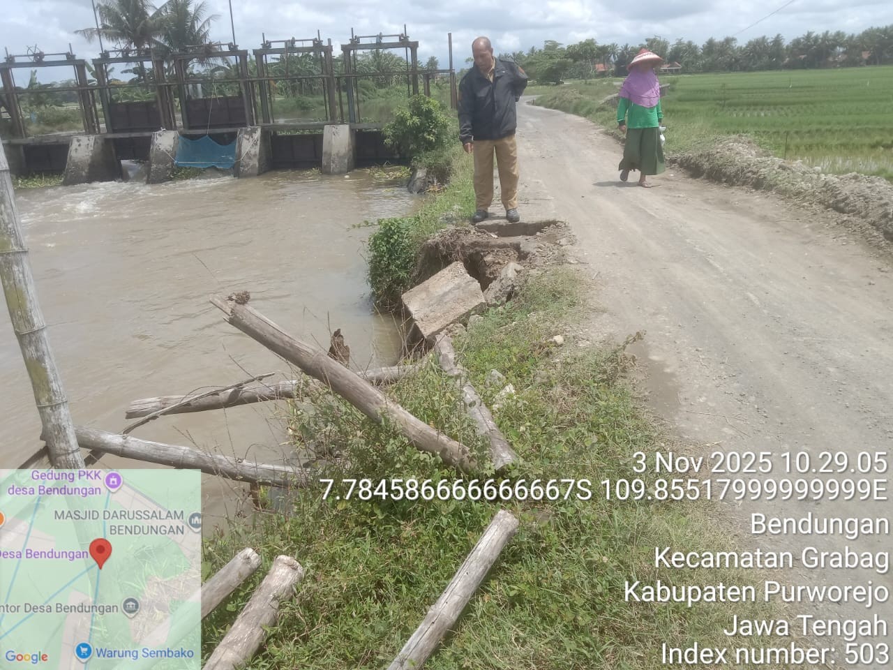 3_nov_2025_monitoring_tanggul_longsor_desa_bendungan.jpg