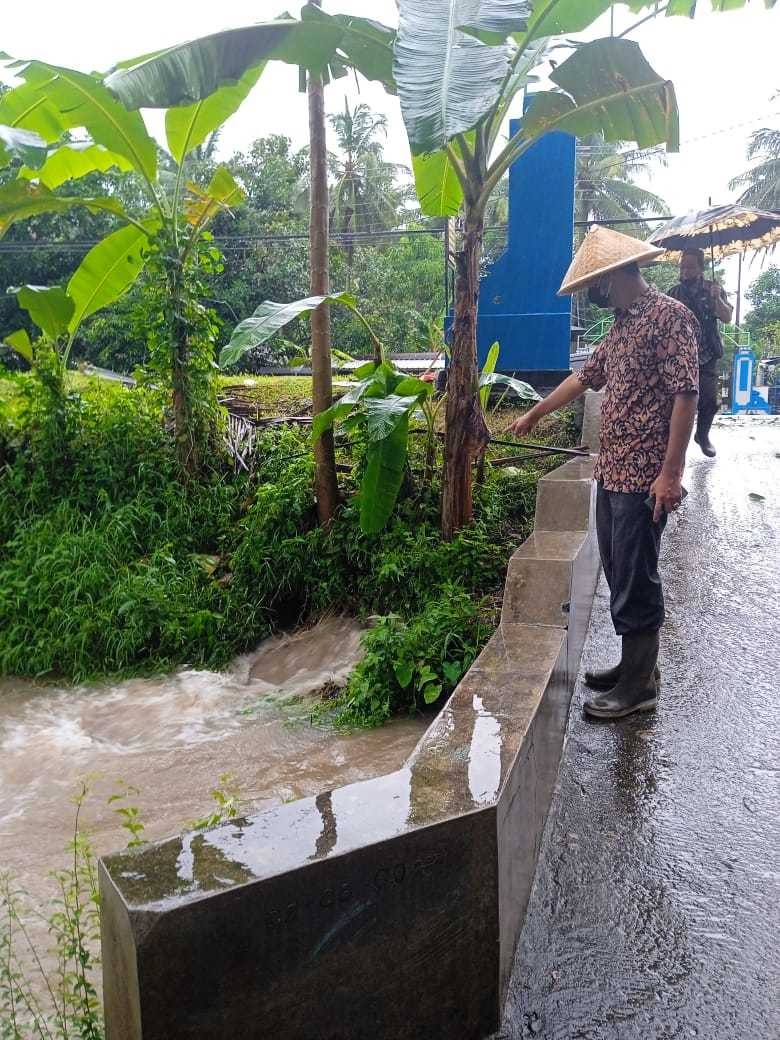 MONITOROING KALI ANGKRIK DEPAN BKK GRABAG 