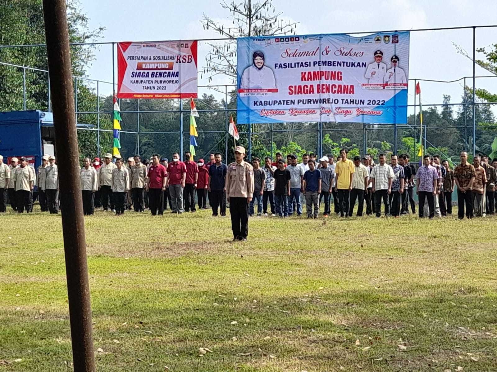 UPACARA PEMBENTUKAN TIM TAGANA DI DESA UKIRSARI