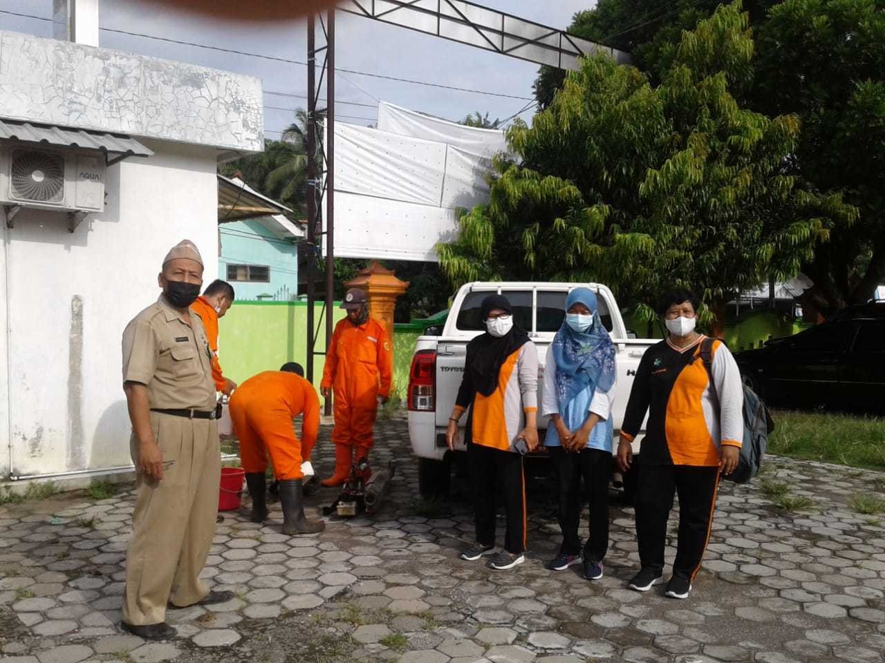 PENDAMPINGAN FOGGING DARI DINAS KESEHATAN KABUPATEN PURWOREJO DI DESA PATUTREJO