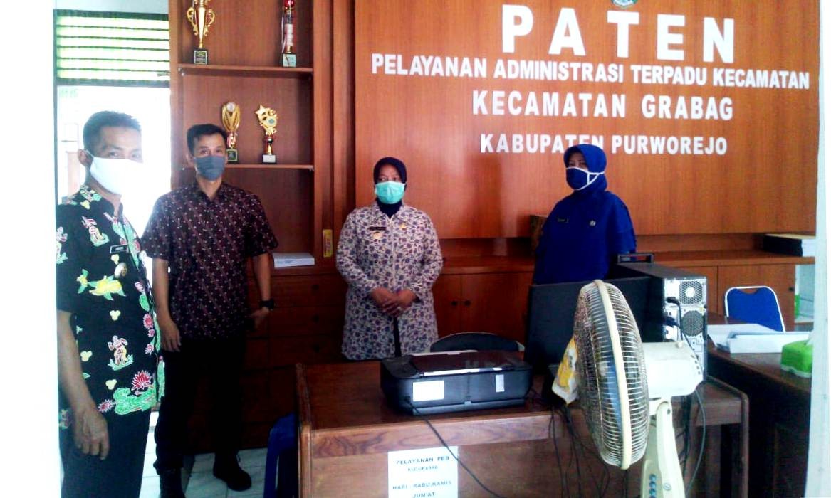 KUNJUNGAN WAKIL BUPATI PADA PELAYANAN PATEN KECAMATAN GRABAG