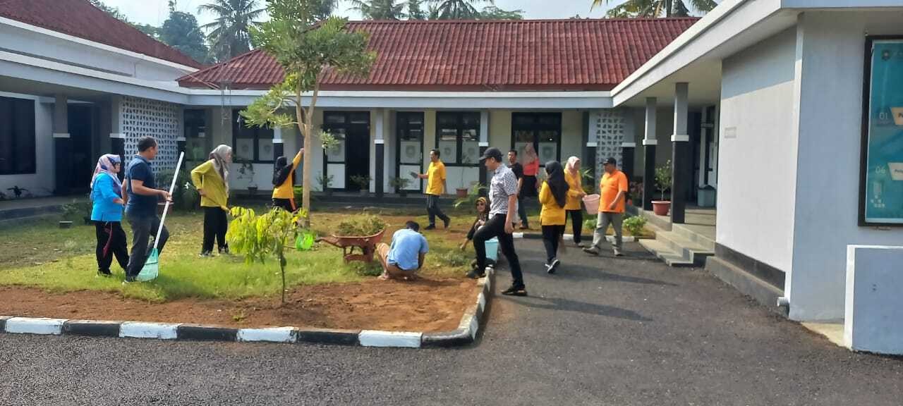 KERJA BAKTI